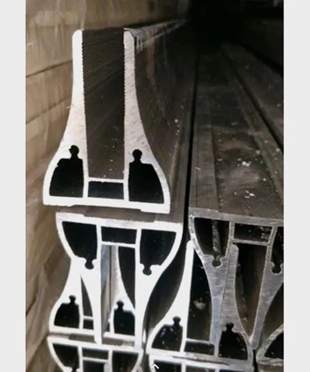 Window T Section - Image 3